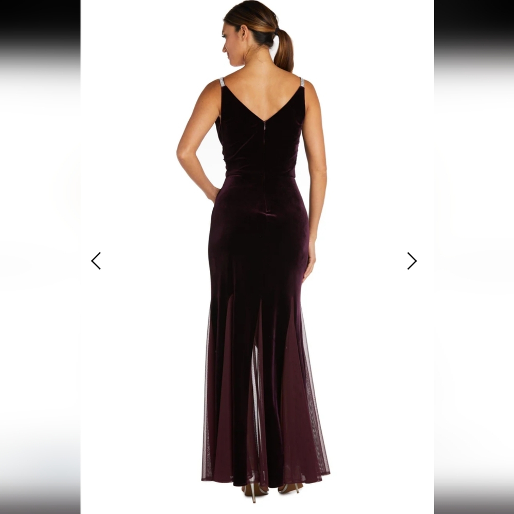 Nightway long formal velvet evening dress - Picture 3 of 8